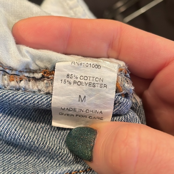 Ellie & Kate Embroided Jeans - Picture 6 of 6